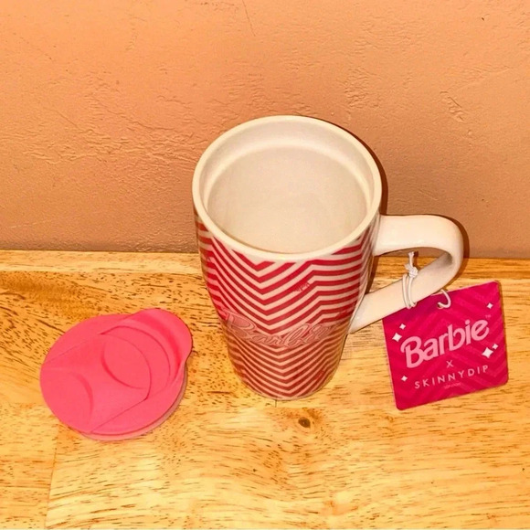 NWTS Pink & White Striped Ceramic Barbie Mug With Lid Made By Skinny Dip London - Picture 7 of 8